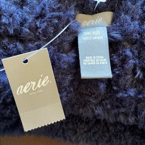 Aerie Fuzzy Super Soft Winter Headband Dark Blue OS - Picture 3 of 5